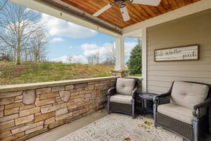 Deacon Dr-S2011-063.jpg