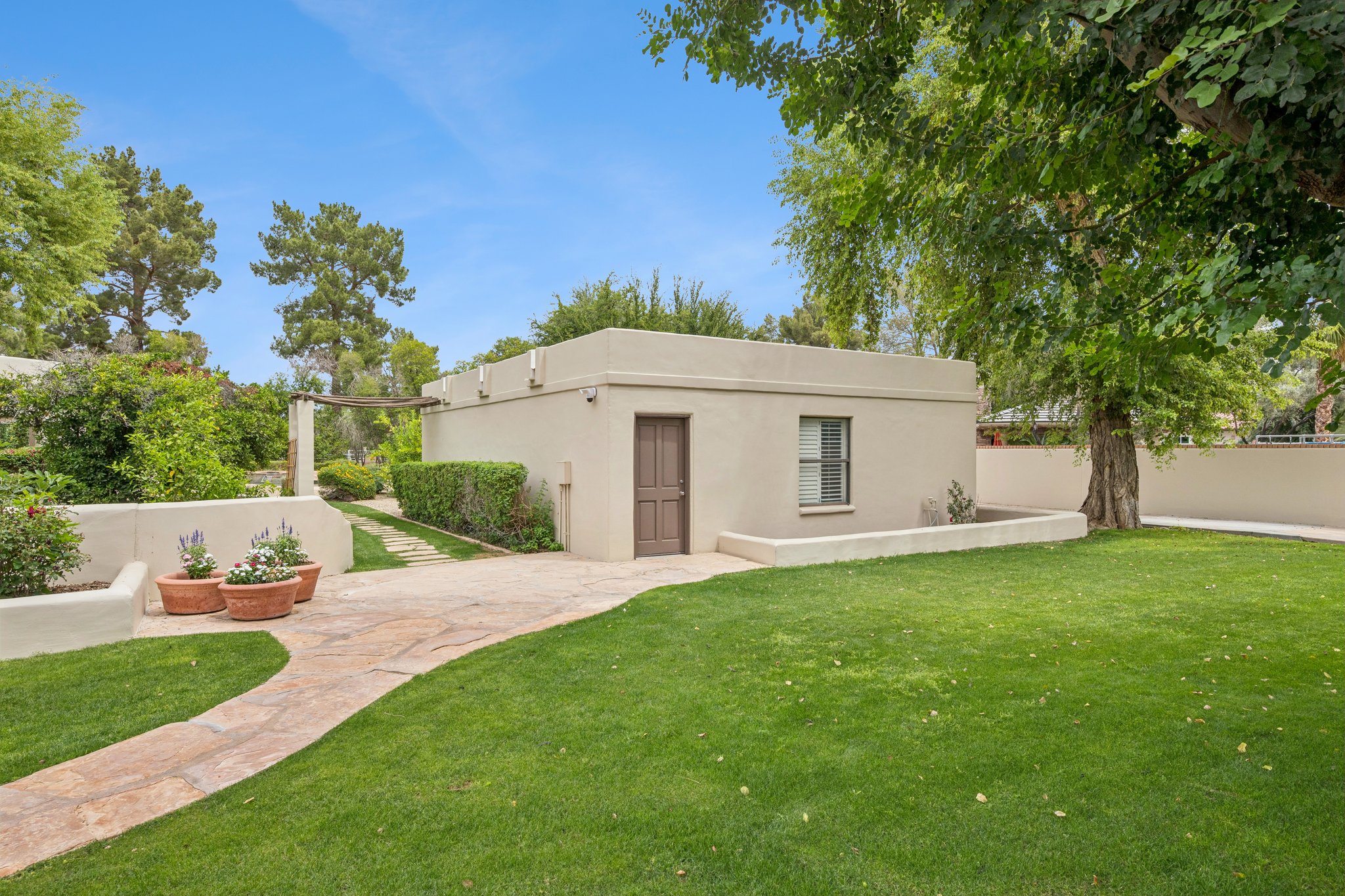 2002 E Caroline Ln - 012.jpg