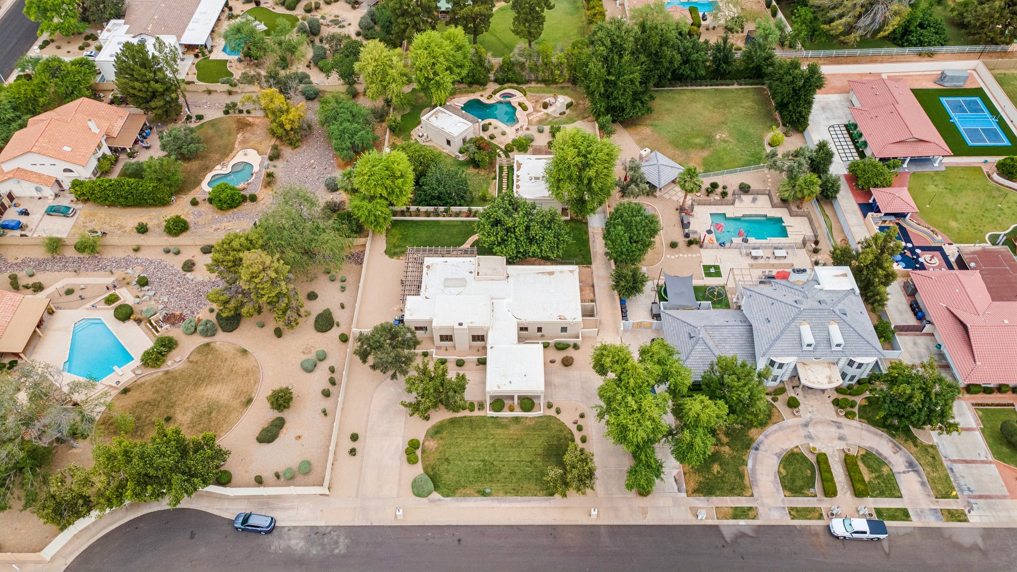 2002 E Caroline Ln - 022.jpg