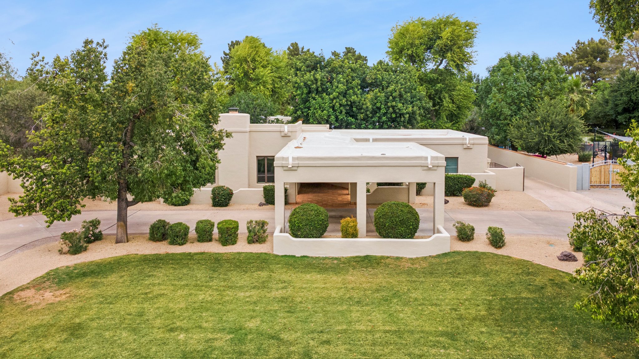 2002 E Caroline Ln - 025.jpg