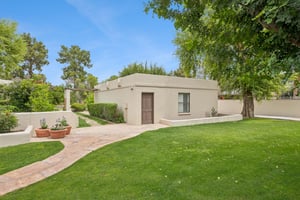 2002 E Caroline Ln - 012.jpg