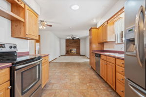 Photo 9