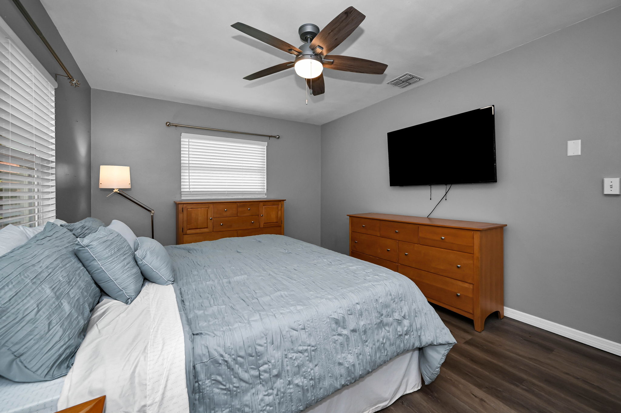 Bedroom1d