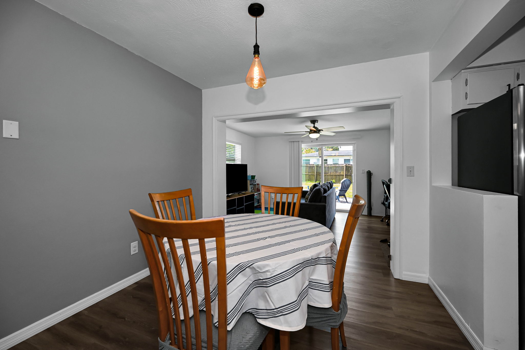 Dining Room2