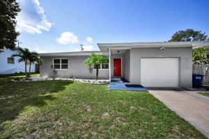 Front Exterior7