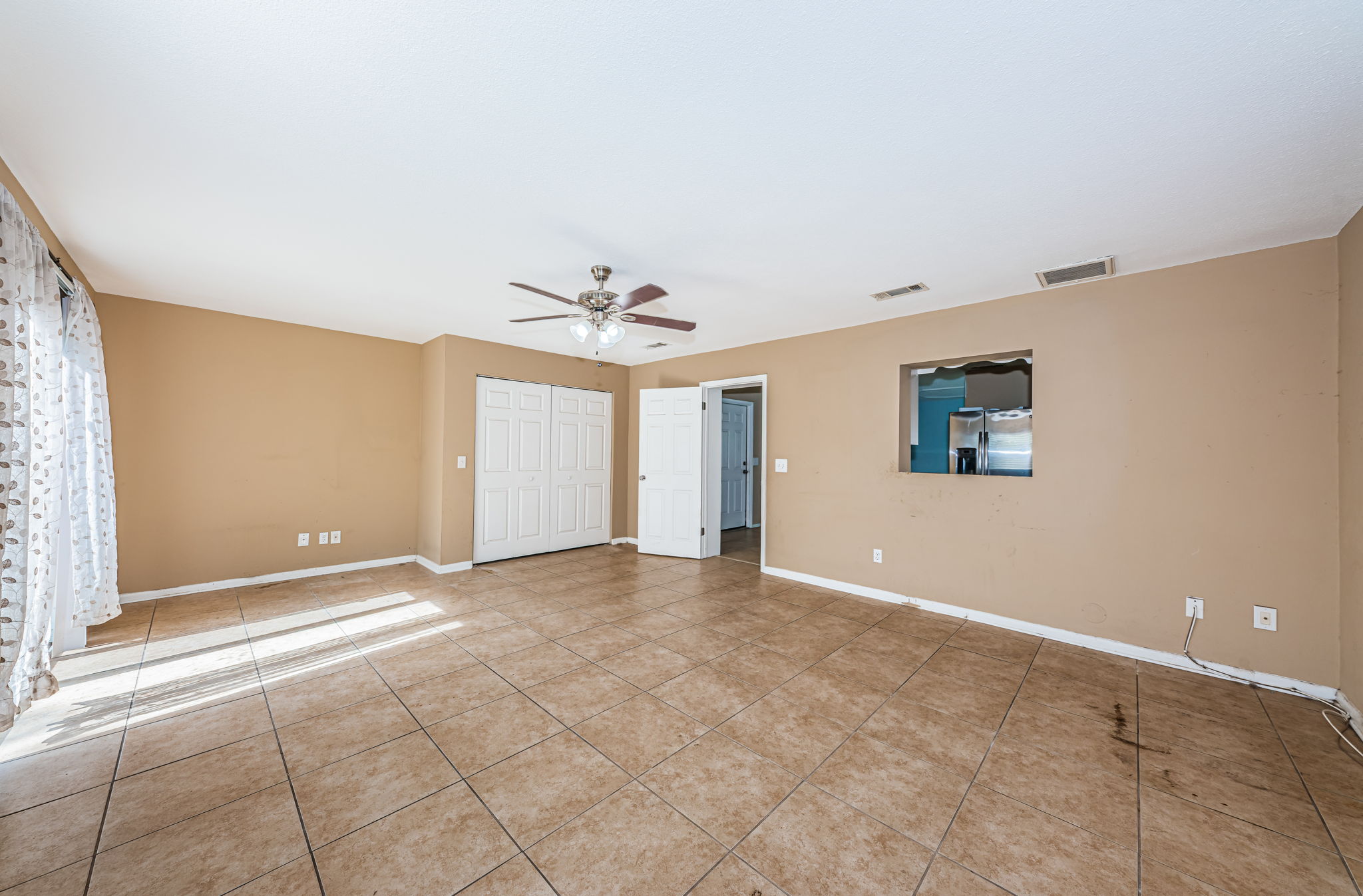 Family Room 3