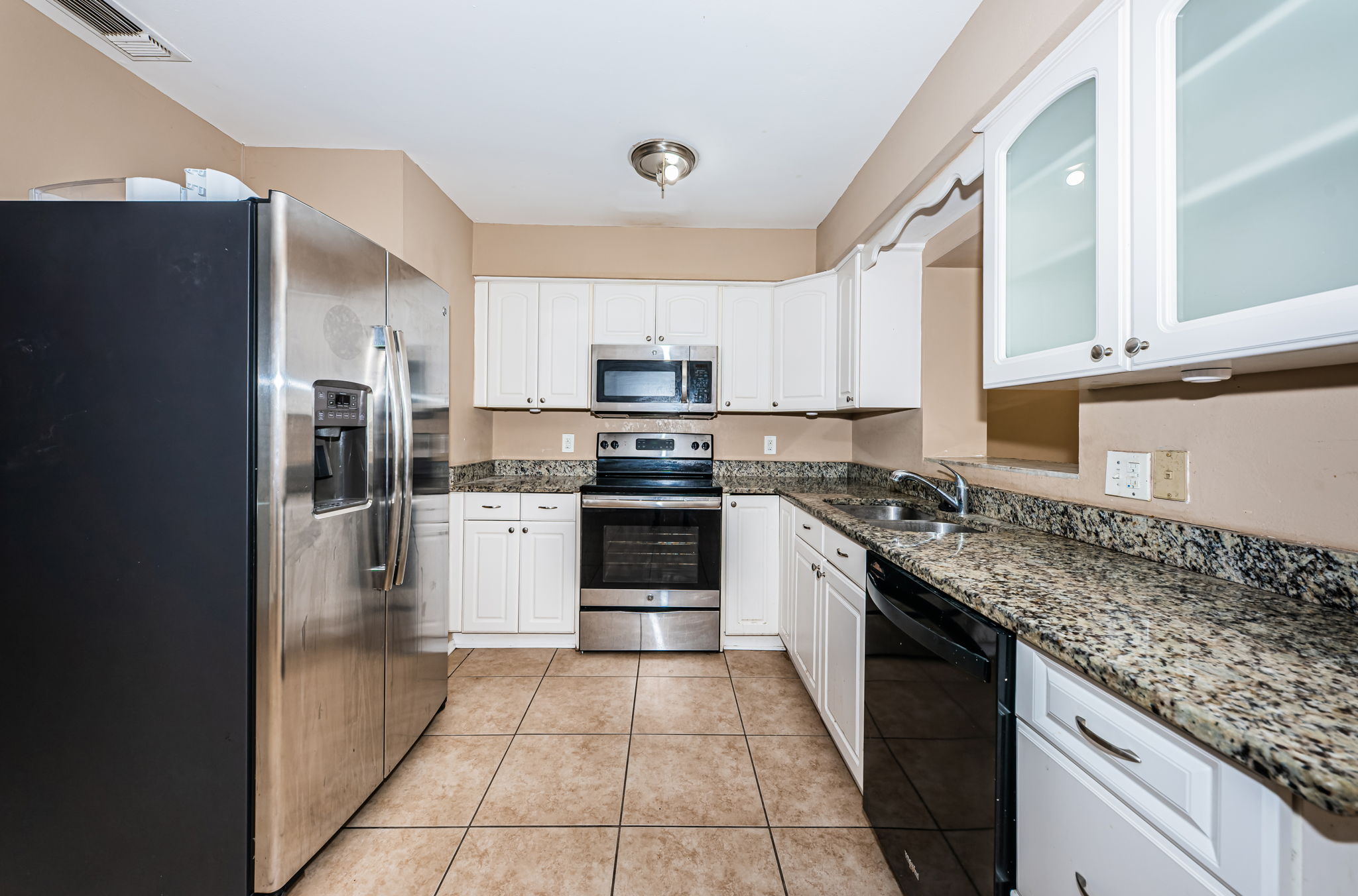 Kitchen 1-2