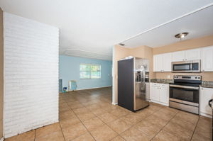 Dining Room 2-2
