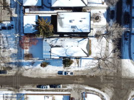 2004 18 St NW, Calgary, AB T2M 3T1, Canada Photo 40
