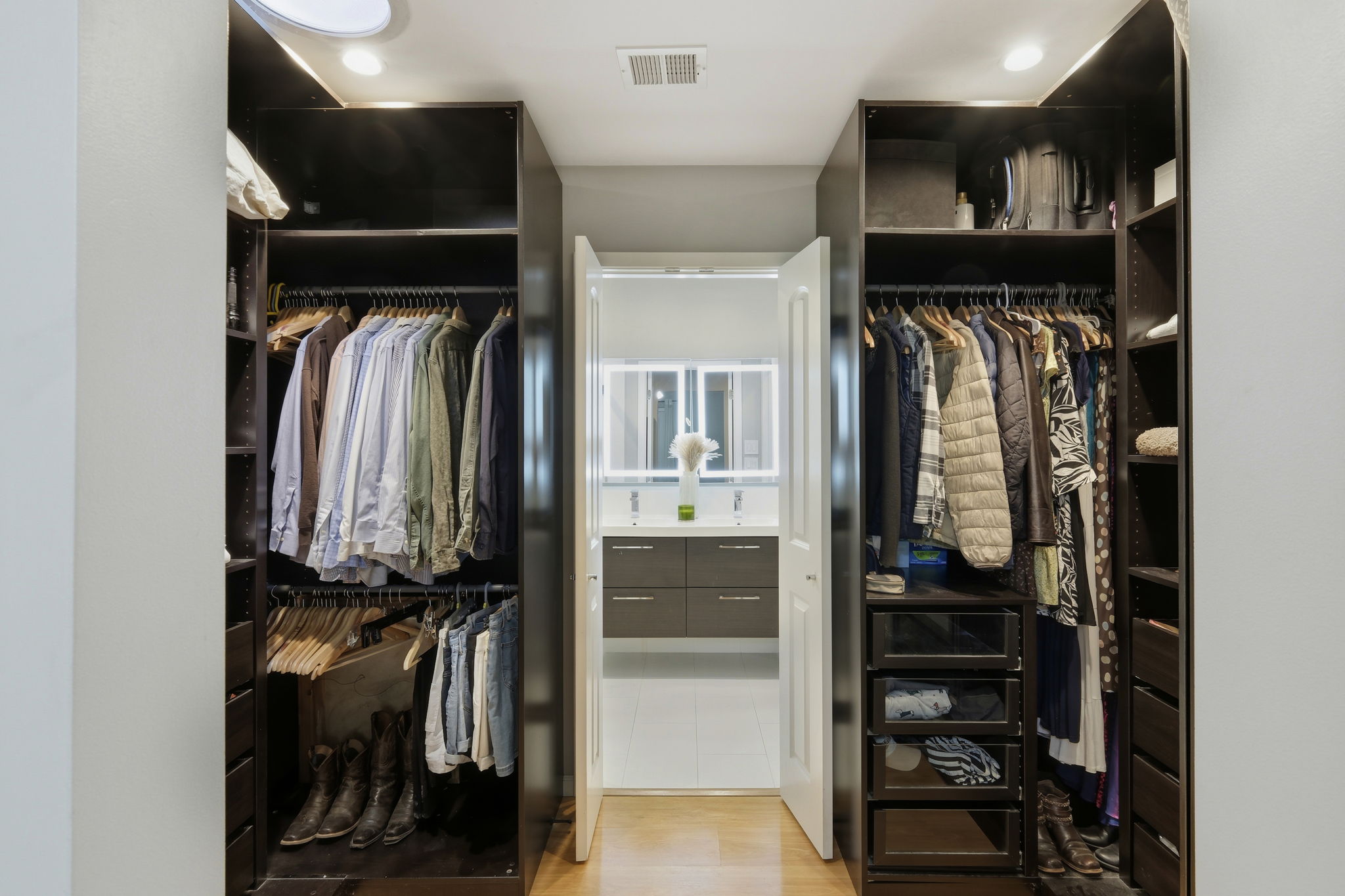 Primary Bedroom Closet