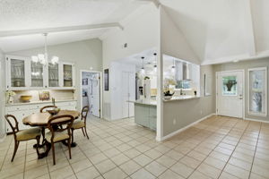 Dining/Kitchen