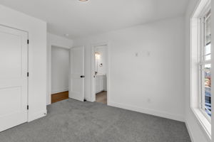 Interior-16