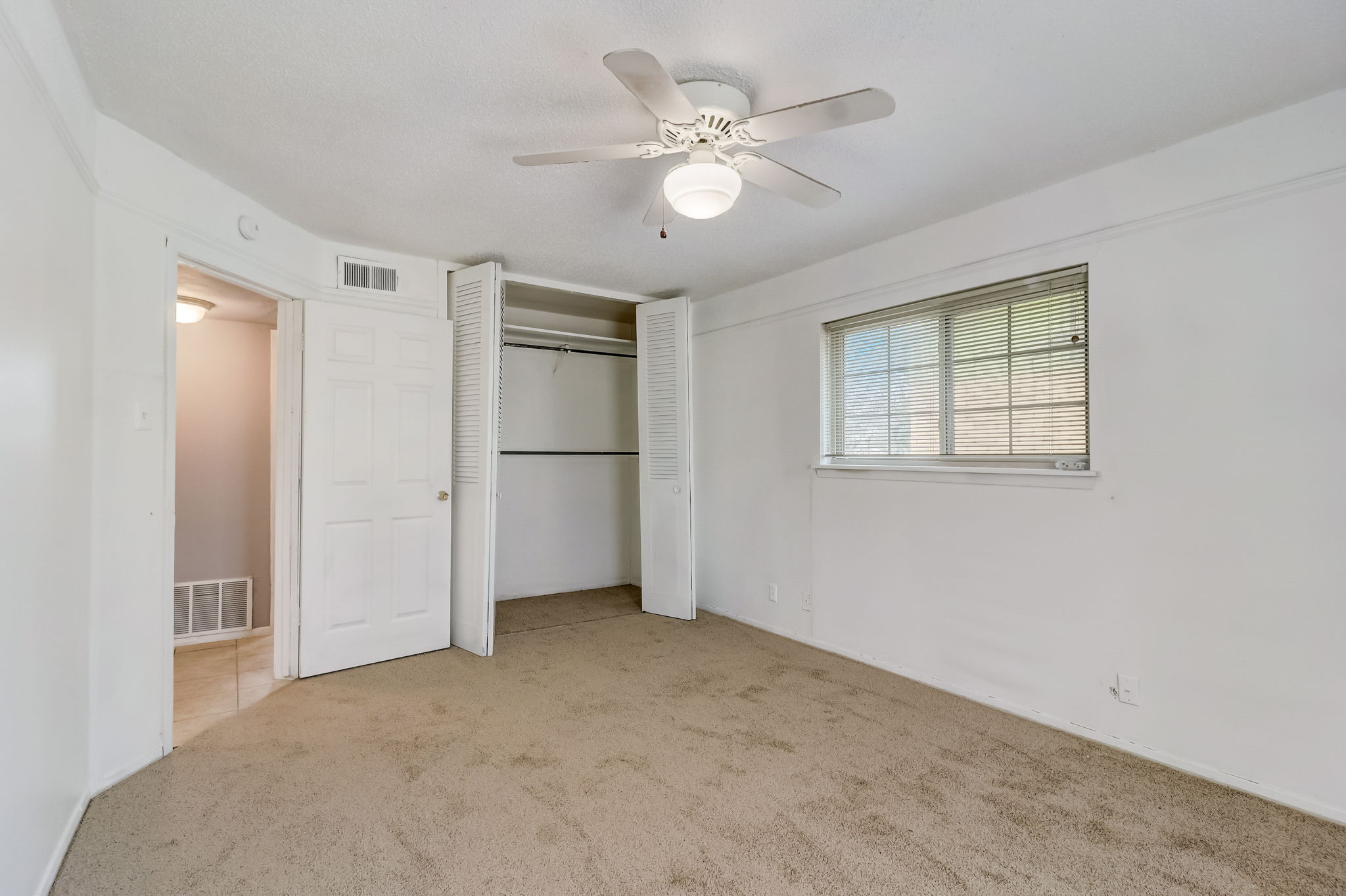 Rawhide Ln-032