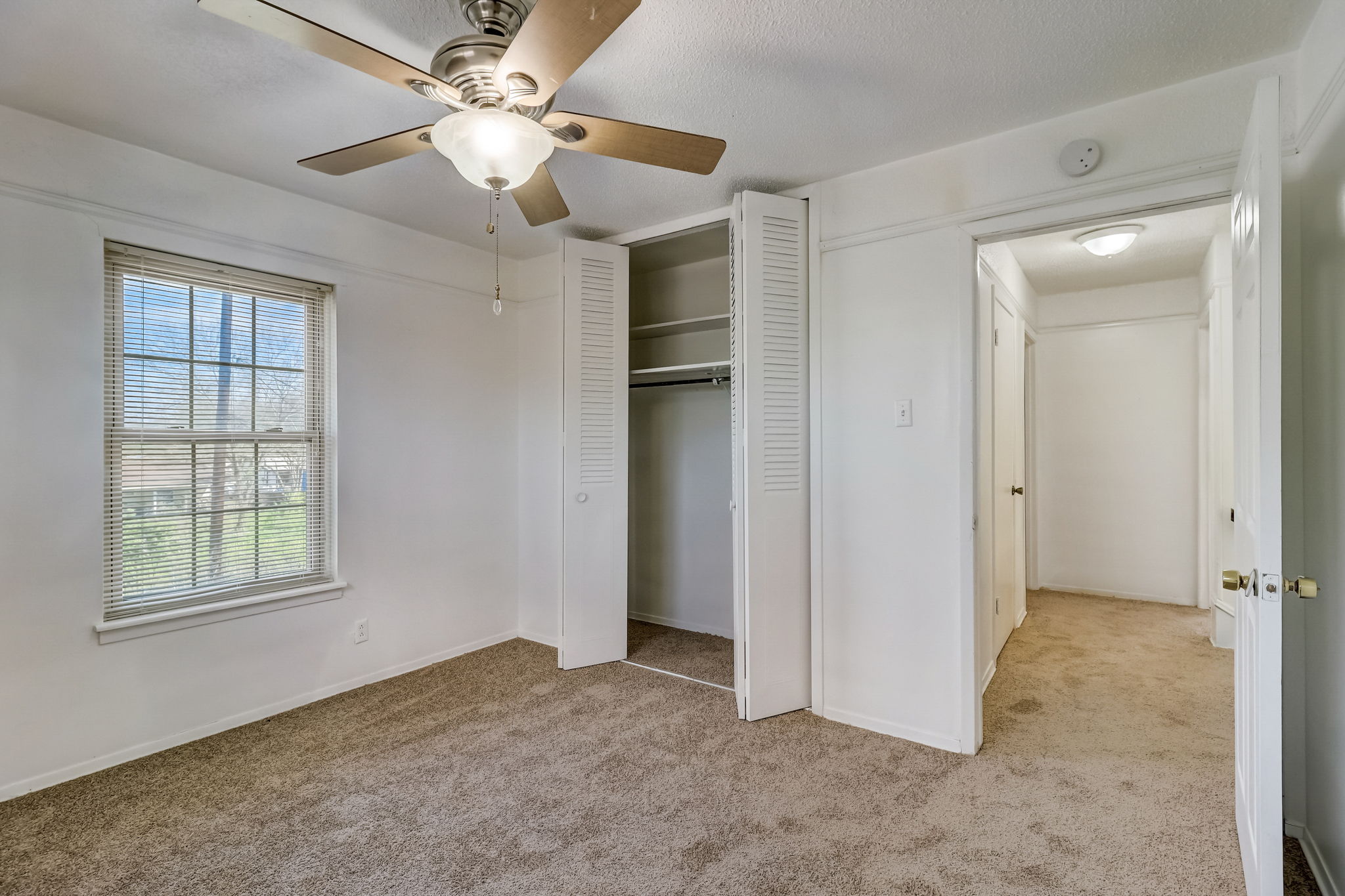 Rawhide Ln-036