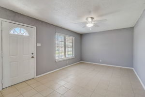 Rawhide Ln-018
