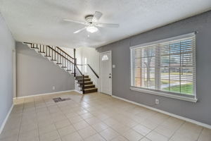 Rawhide Ln-019