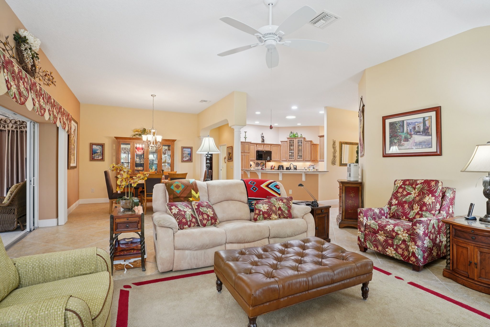 Royal Elm Rd-S0811-010.jpg