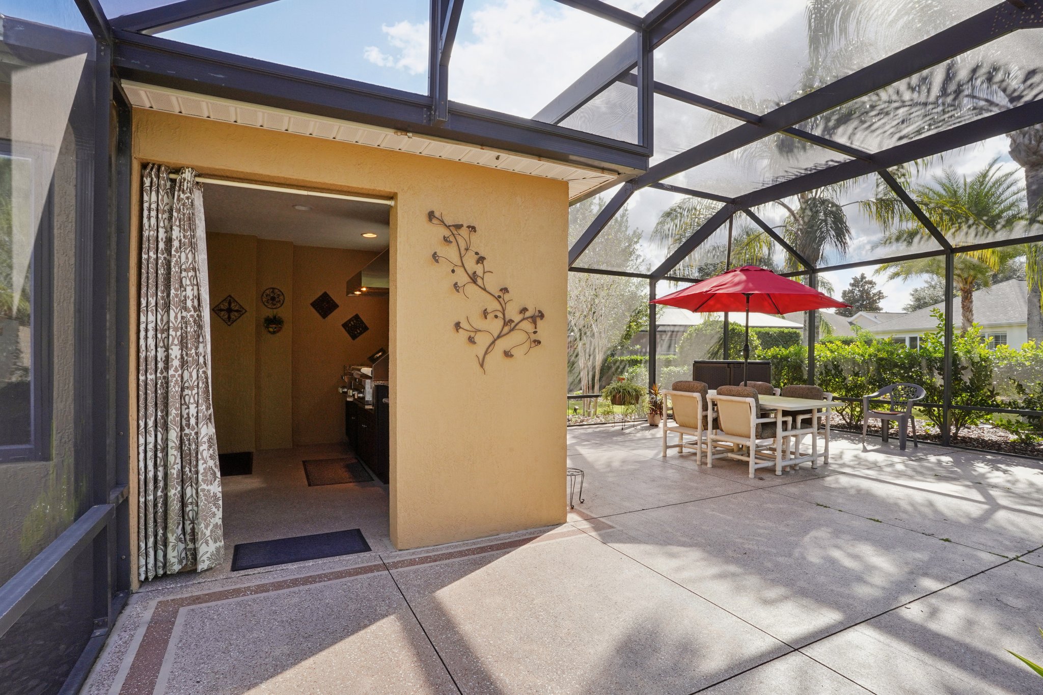 Royal Elm Rd-S0811-040.jpg