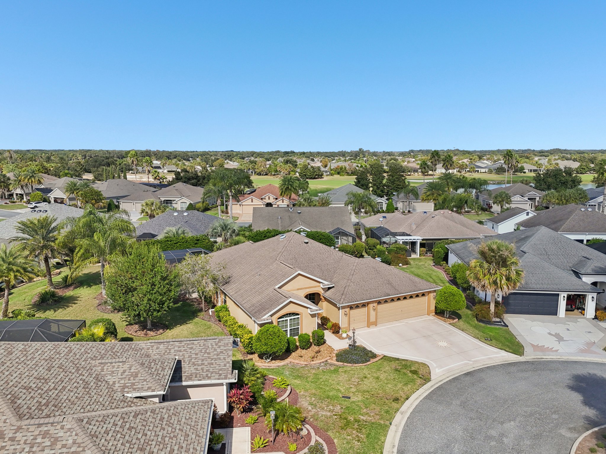 Royal Elm Rd-S0811-052.jpg