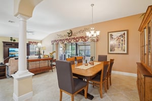 Royal Elm Rd-S0811-018.jpg