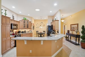 Royal Elm Rd-S0811-021.jpg