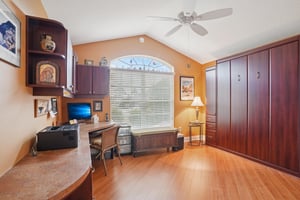 Royal Elm Rd-S0811-033.jpg