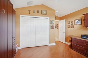 Royal Elm Rd-S0811-034.jpg