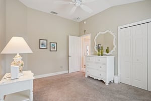 Royal Elm Rd-S0811-038.jpg