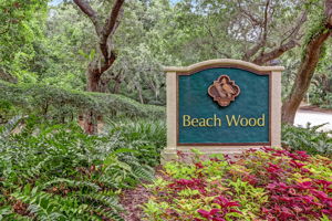 Welcome to 2005 Beach Wood Villas