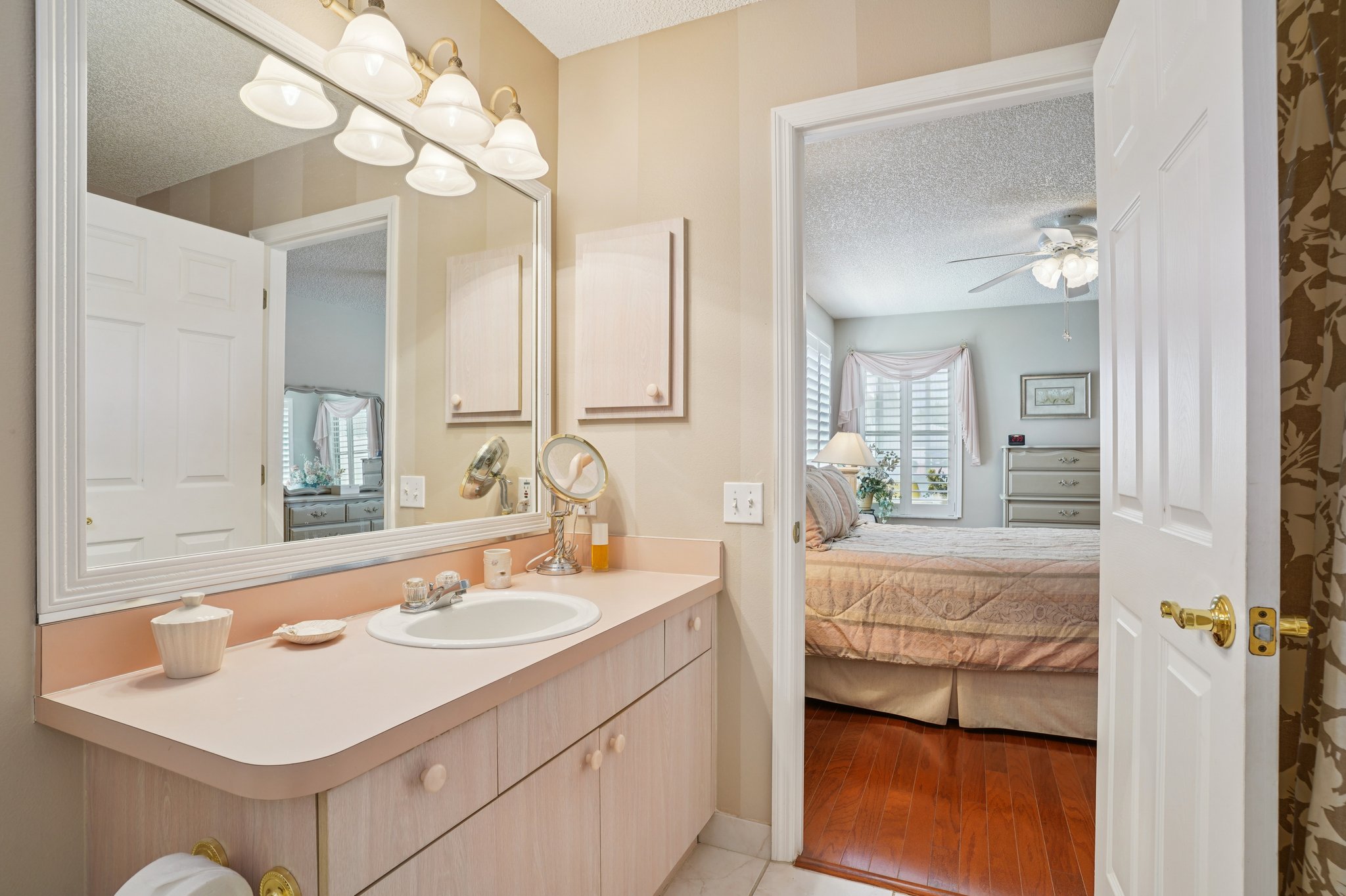 Claudio Ln-S1903-036.jpg