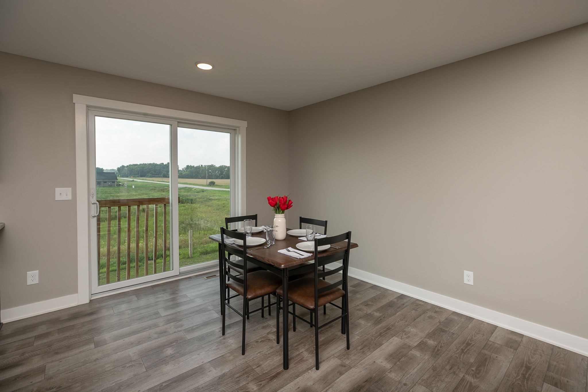 09-Dining Room
