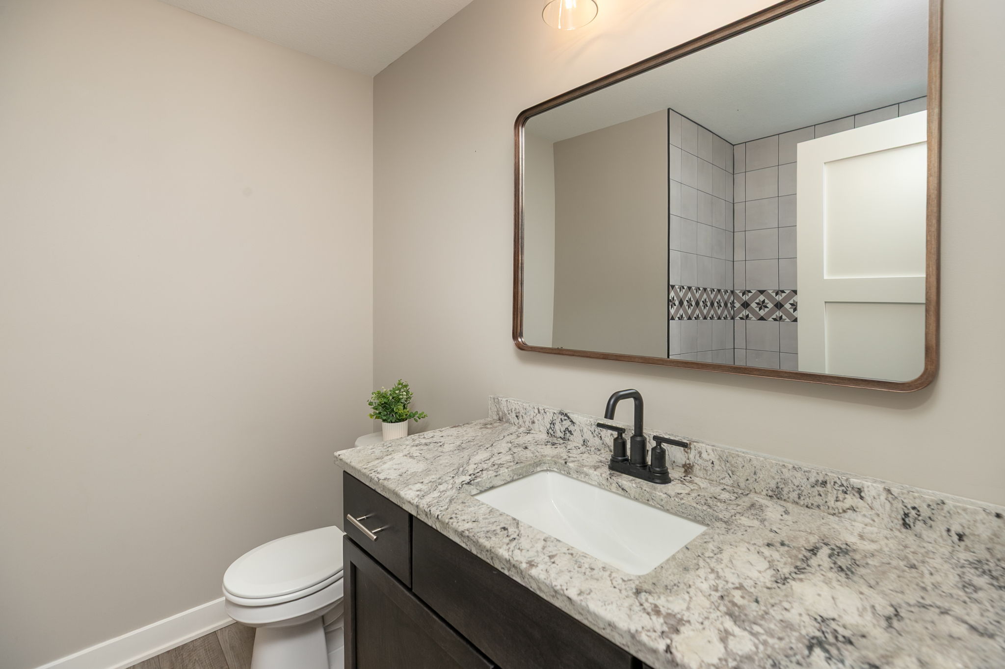 34-Bathroom