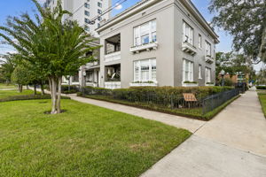 Welcome to 2005 Herschel Street Unit 3