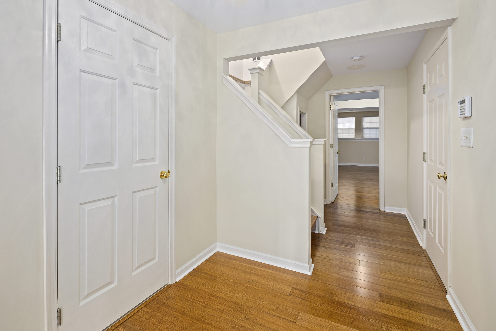 2005 N Buchanan Ct, Arlington, VA 22207, USA Photo 8