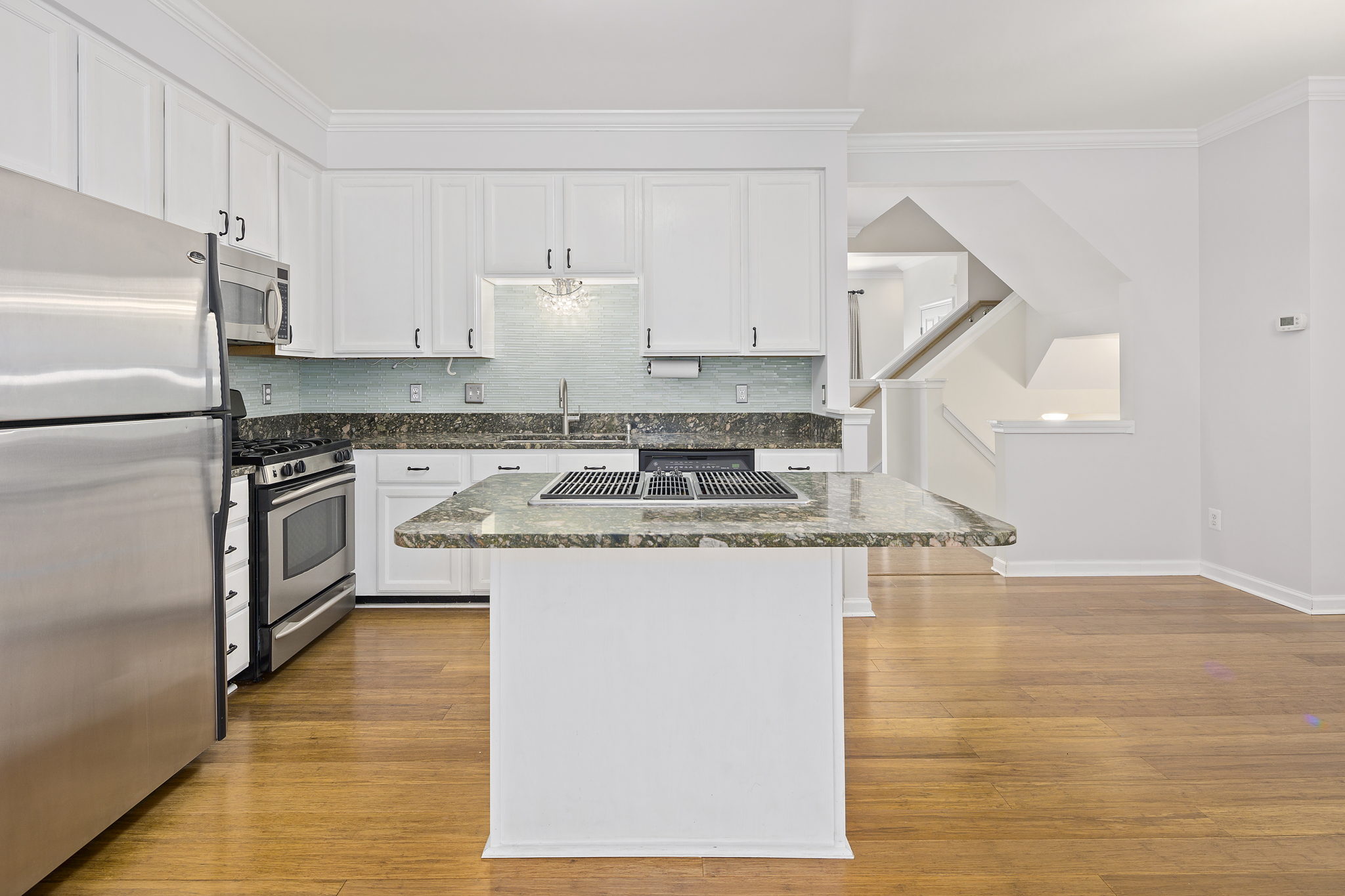 2005 N Buchanan Ct, Arlington, VA 22207, USA Photo 24