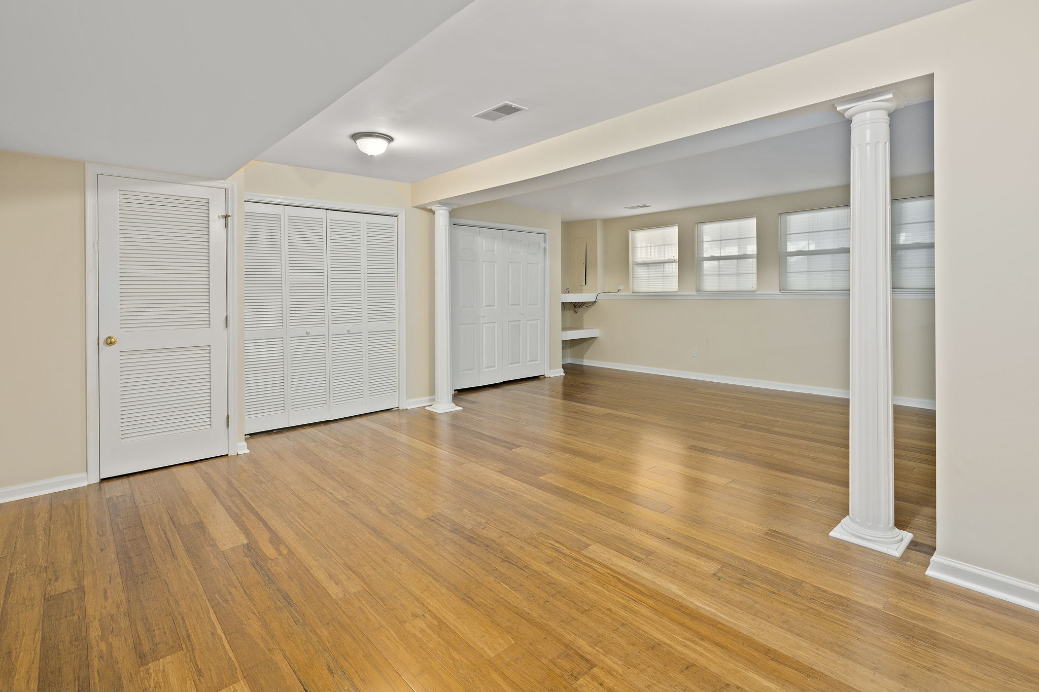 2005 N Buchanan Ct, Arlington, VA 22207, USA Photo 15