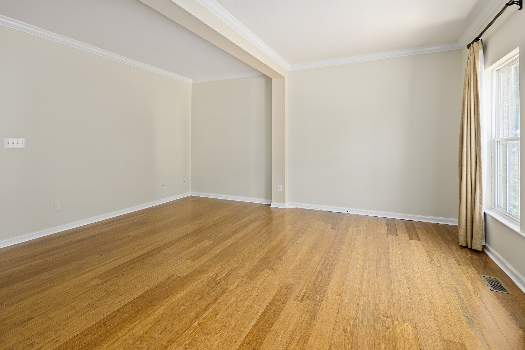 2005 N Buchanan Ct, Arlington, VA 22207, USA Photo 39