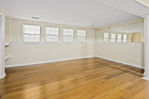 2005 N Buchanan Ct, Arlington, VA 22207, USA Photo 12