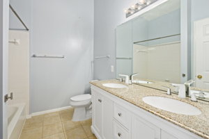 2005 N Buchanan Ct, Arlington, VA 22207, USA Photo 45