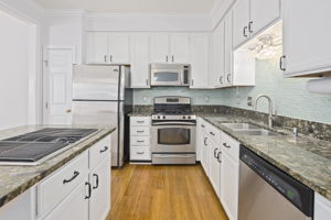 2005 N Buchanan Ct, Arlington, VA 22207, USA Photo 21