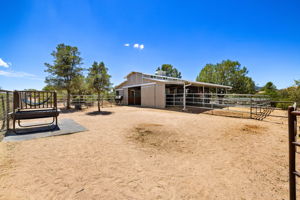 Barn_2