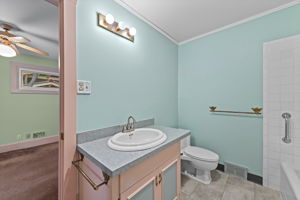  Photo 30