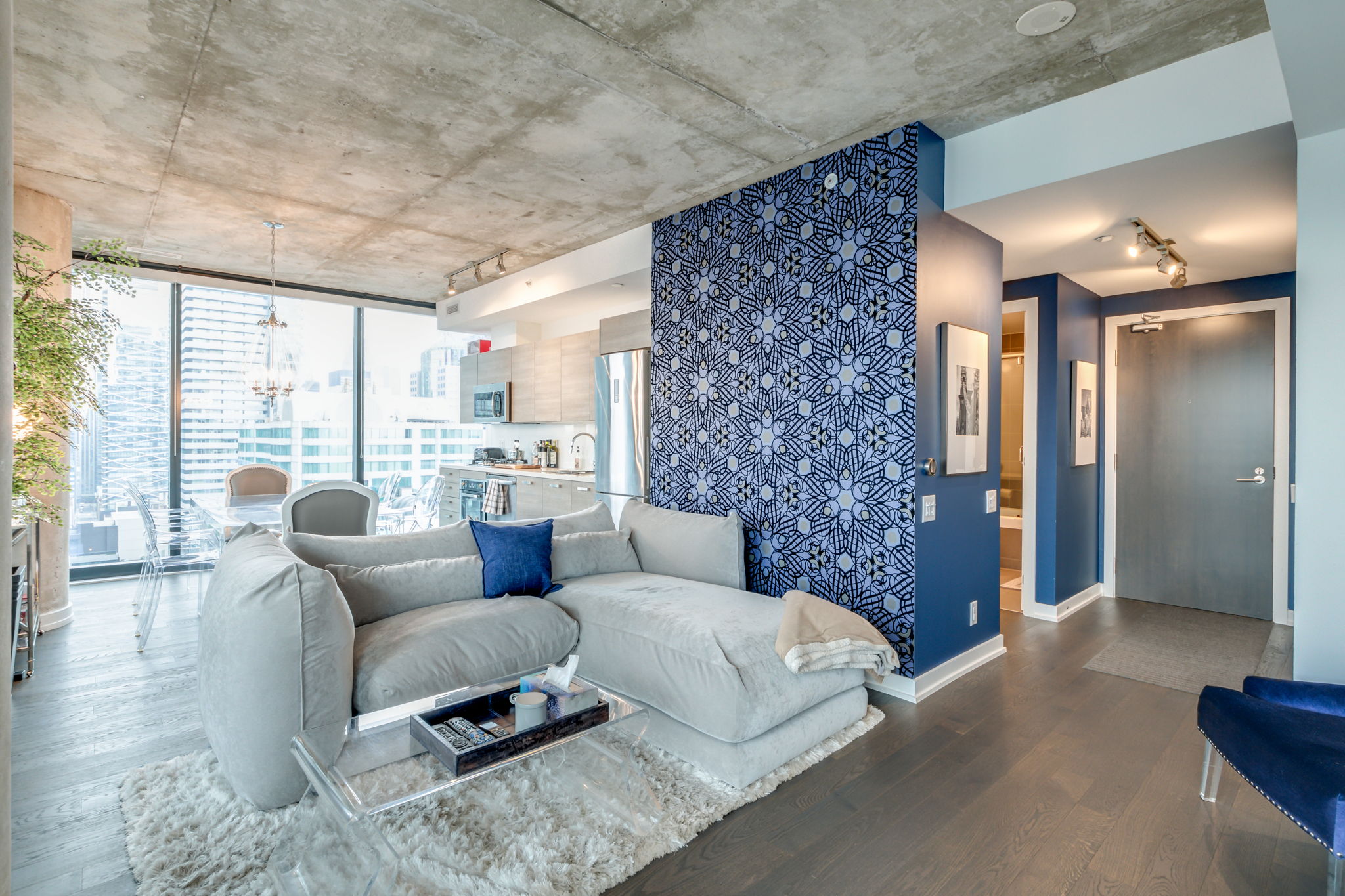  2006-11 Charlotte St, Toronto, ON M5V 0M6, US Photo 7