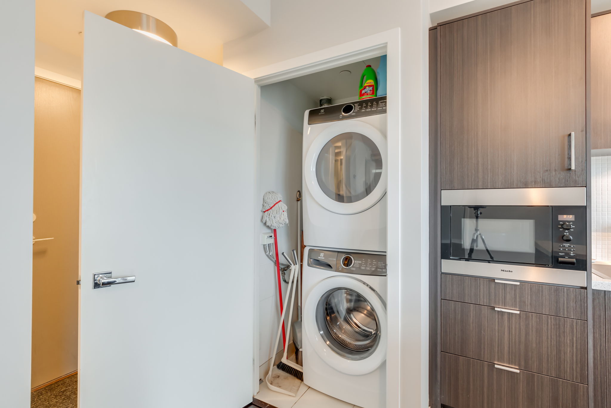Toronto property showcase — delivered property photograph 18