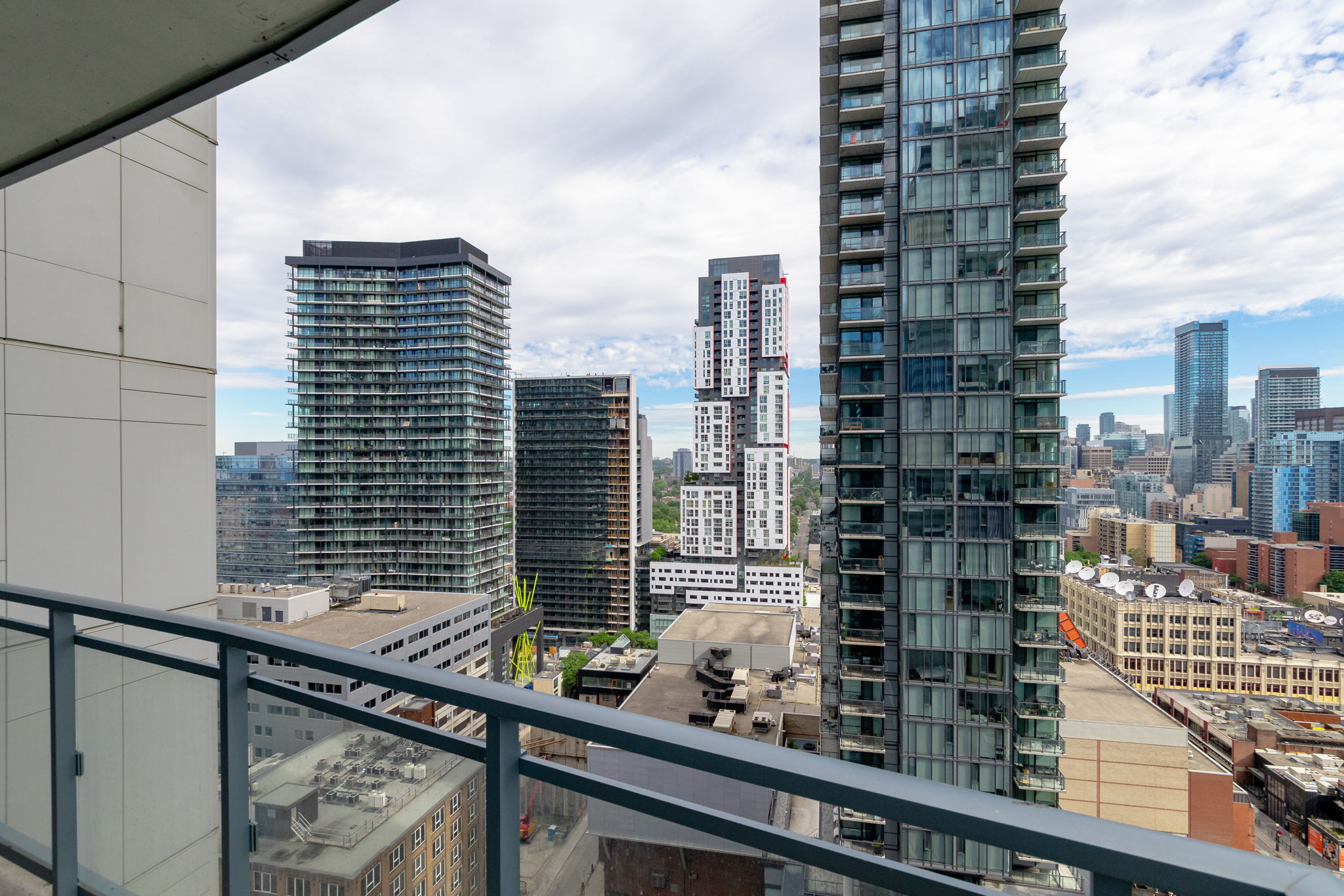 Toronto property showcase — delivered property photograph 4