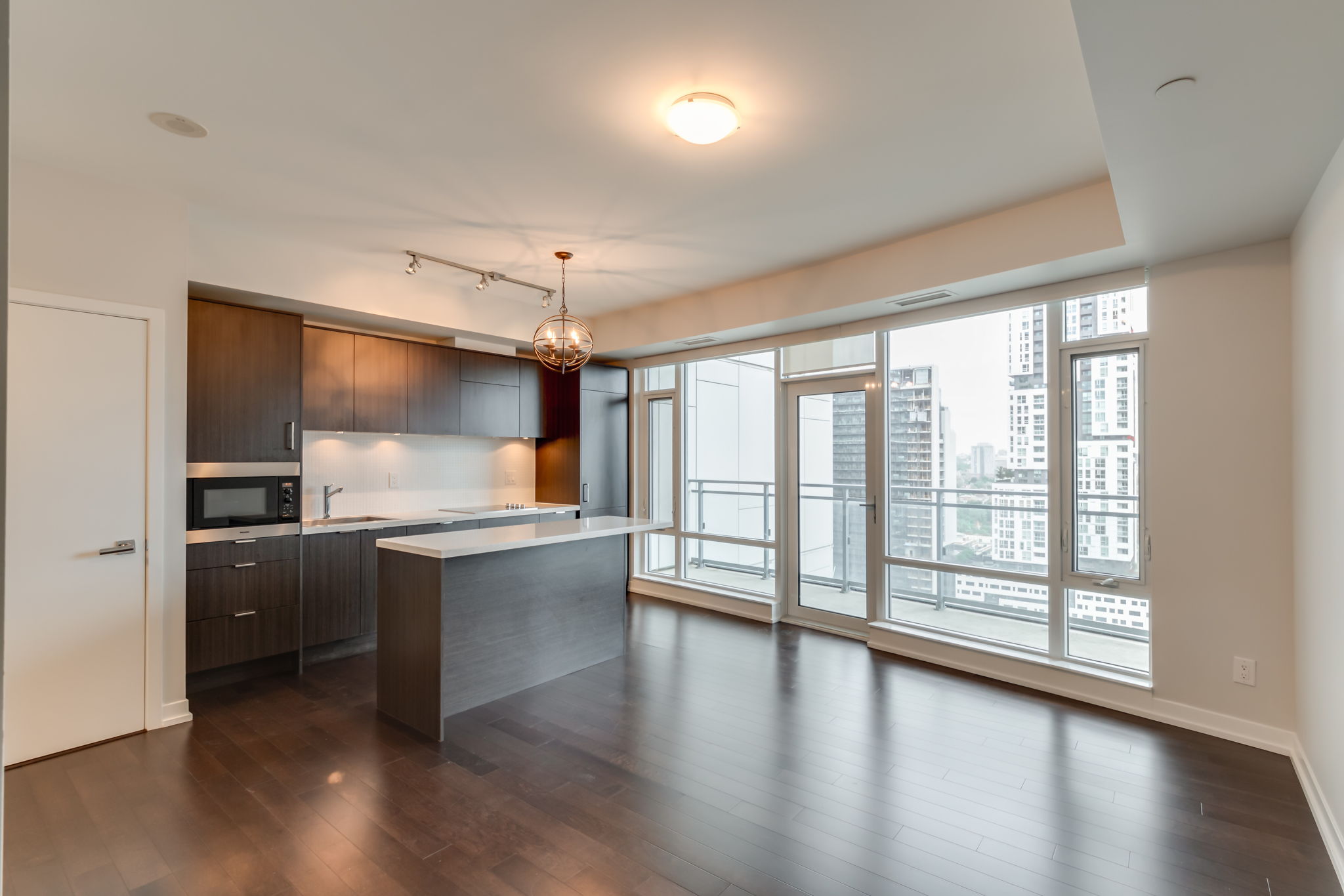 Toronto property showcase — delivered property photograph 24
