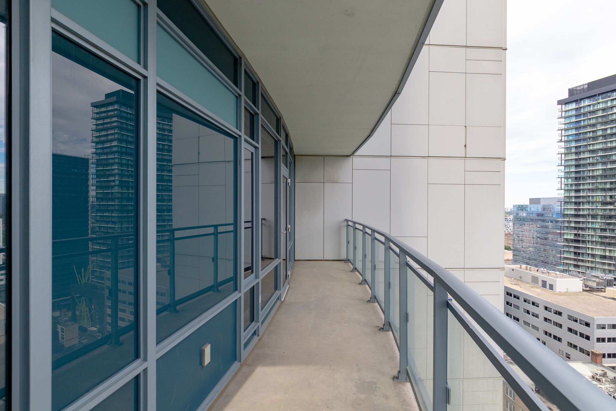 Toronto property showcase — delivered property photograph 3