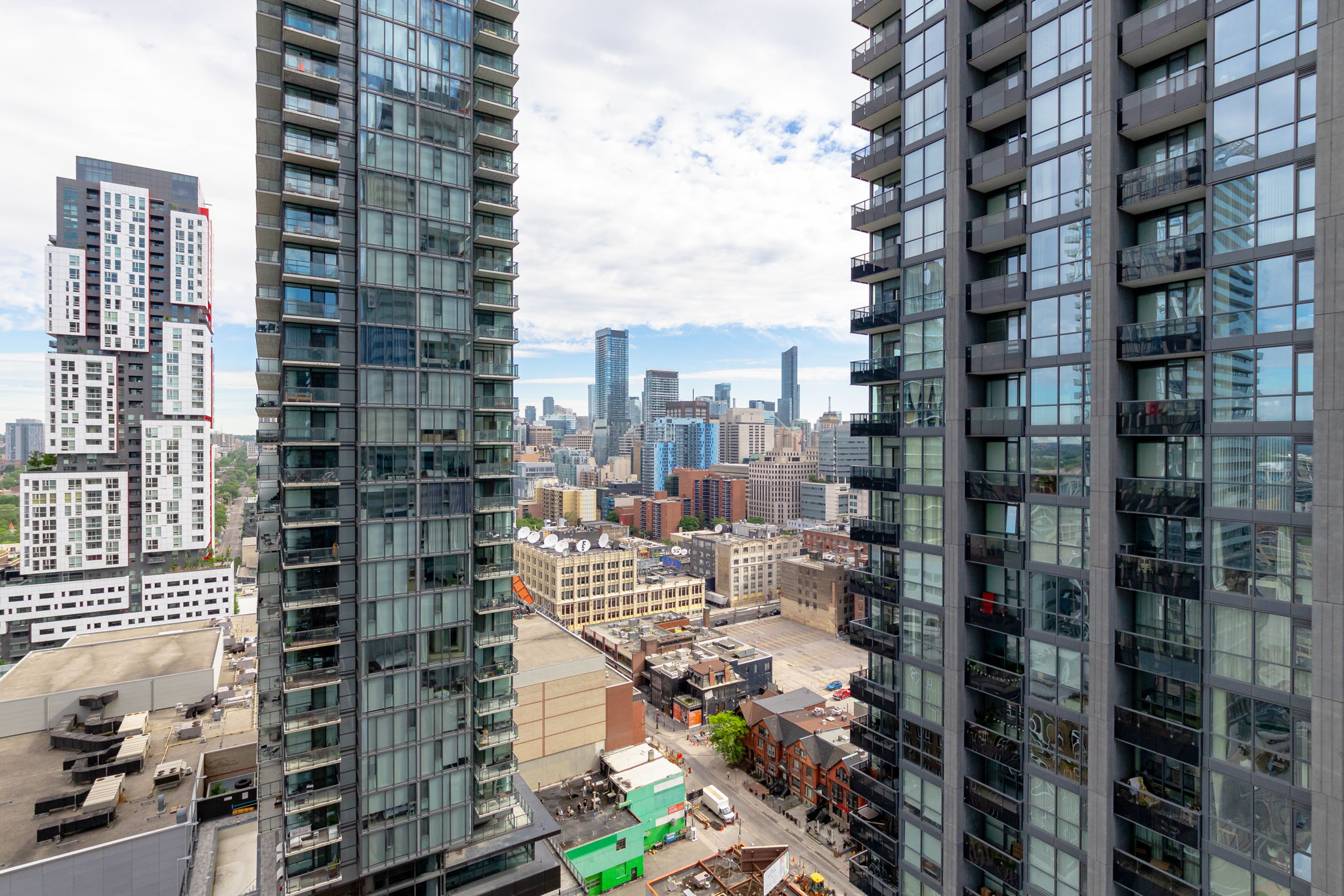 Toronto property showcase — delivered property photograph 6