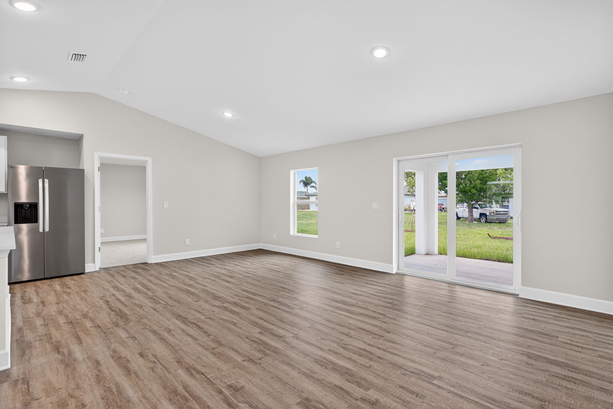 Living Room 2 of 4