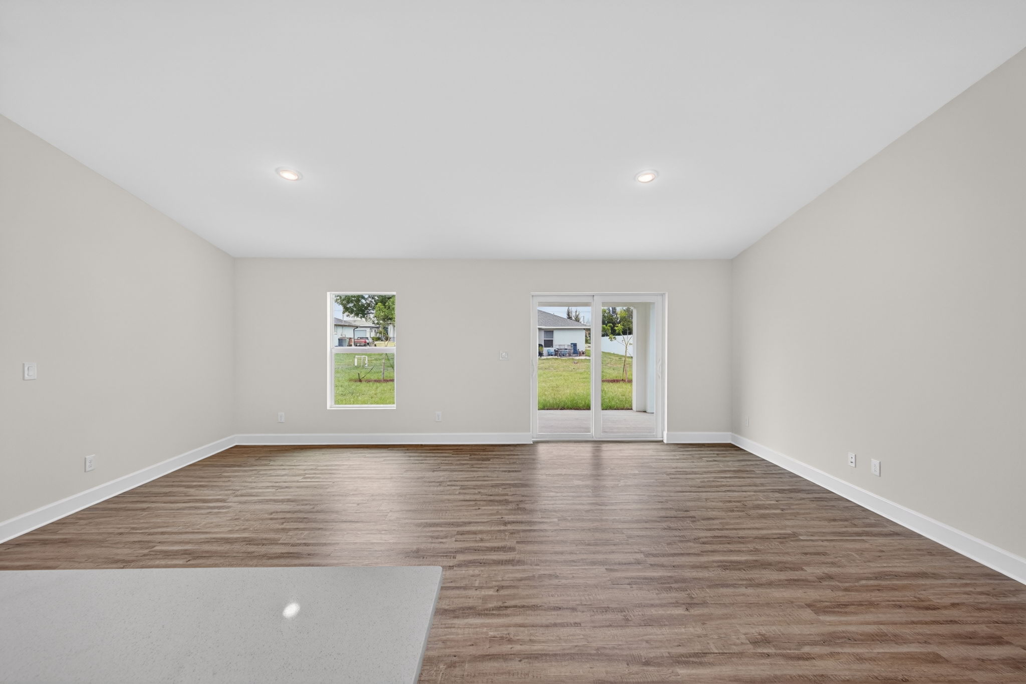 Living Room 3 of 4